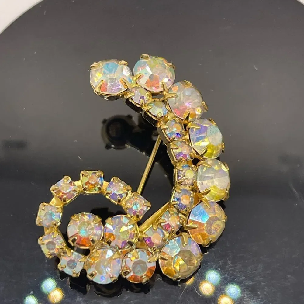 Vintage brooch aurora borealis gold tone